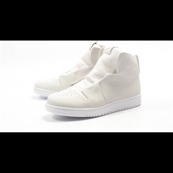 Air Jordan 1 Retro - White - Picture 2 of 3